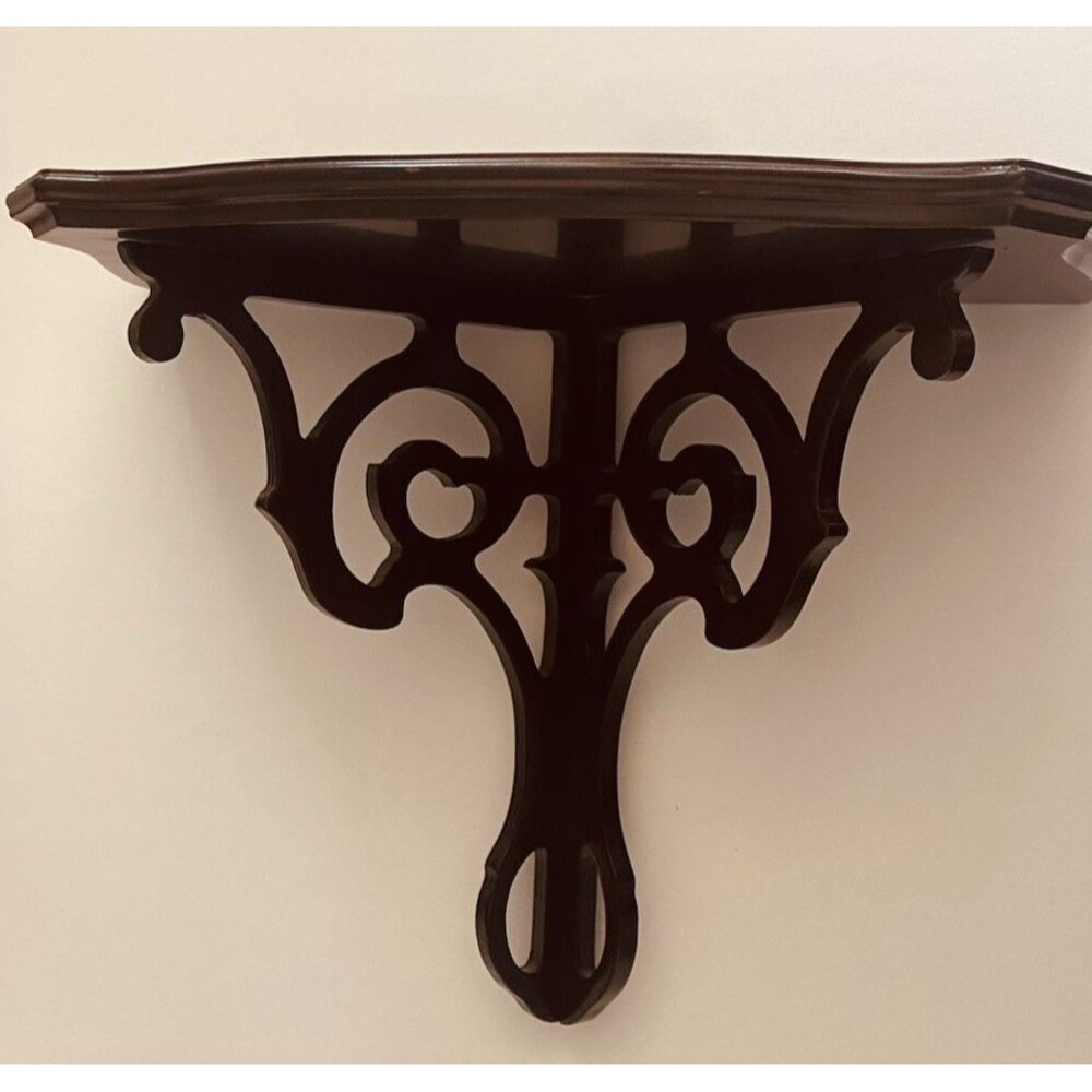 Vintage  1992 Bombay Co. Mahogany Wood Scroll fretwork Wall Shelf 14” B